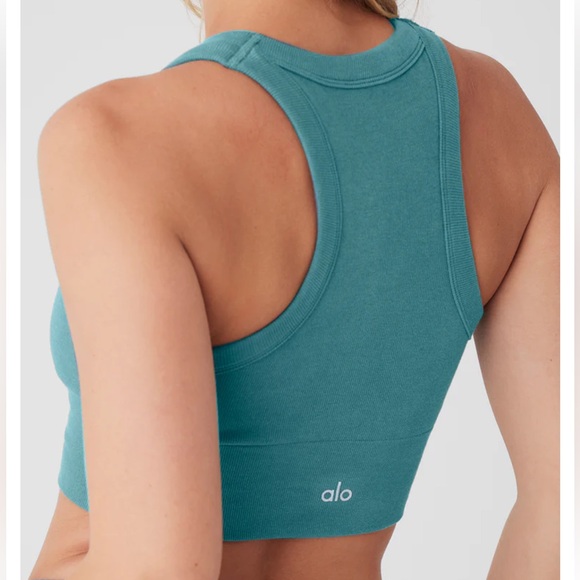 Seamless delight high neck Alo bra - Picture 3 of 4